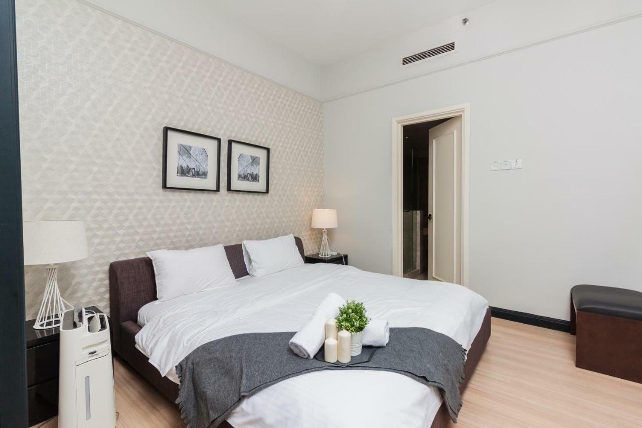 Luxhouz Suites At Times Square 쿠알라룸푸르 외부 사진